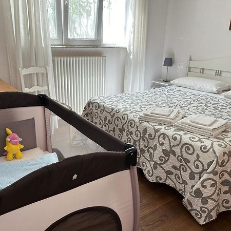 Casa Vacanze Diana Viareggio Bagian luar foto